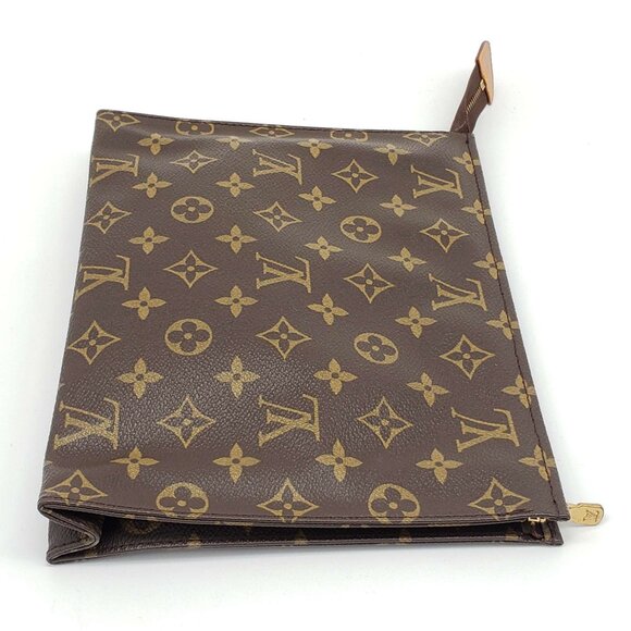 100% Authentic Louis Vuitton Poche toilette 26 Canvas Cosmetic Pouch 140-121324 - Picture 3 of 14